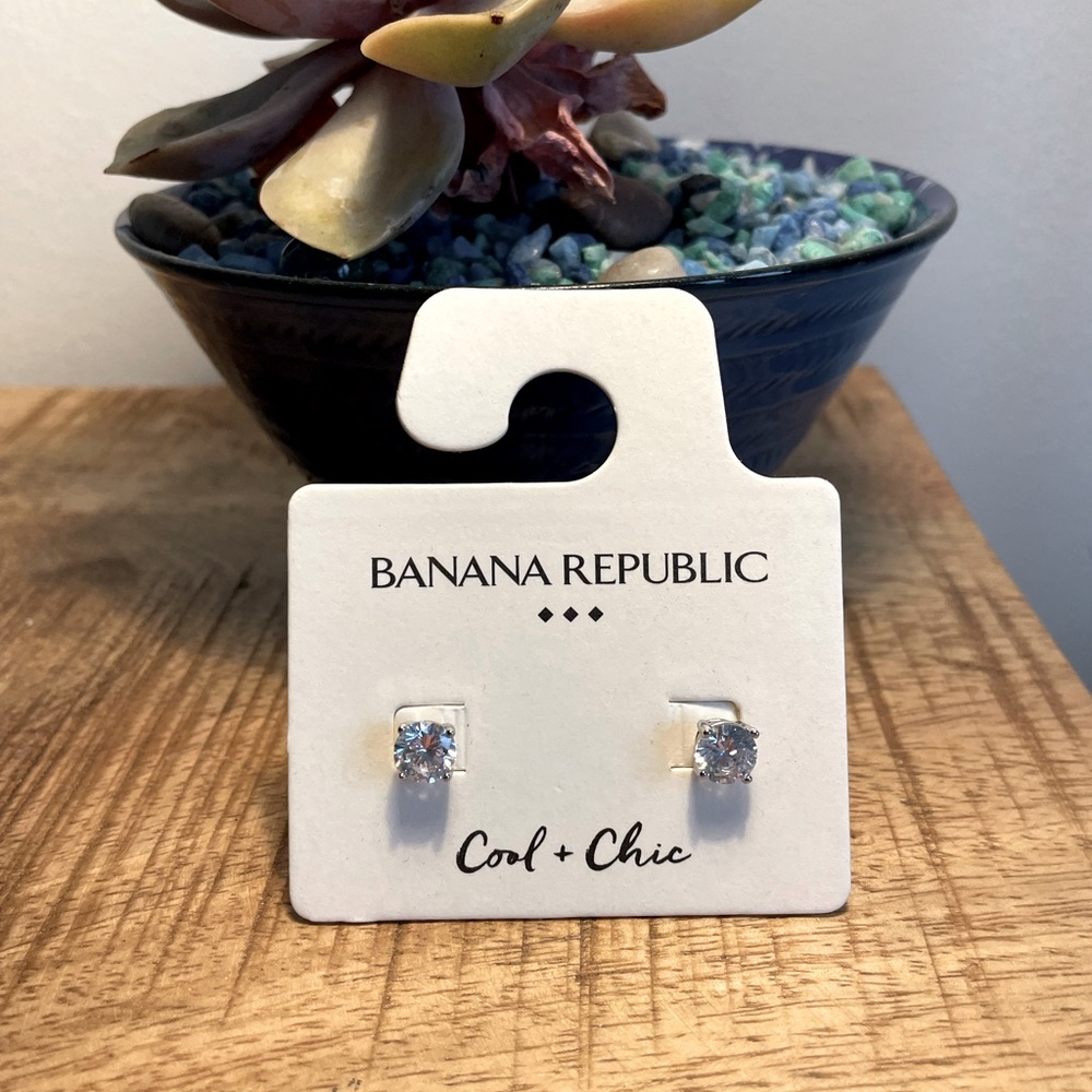 Banana Republic cubic zirconia studs. NWT.